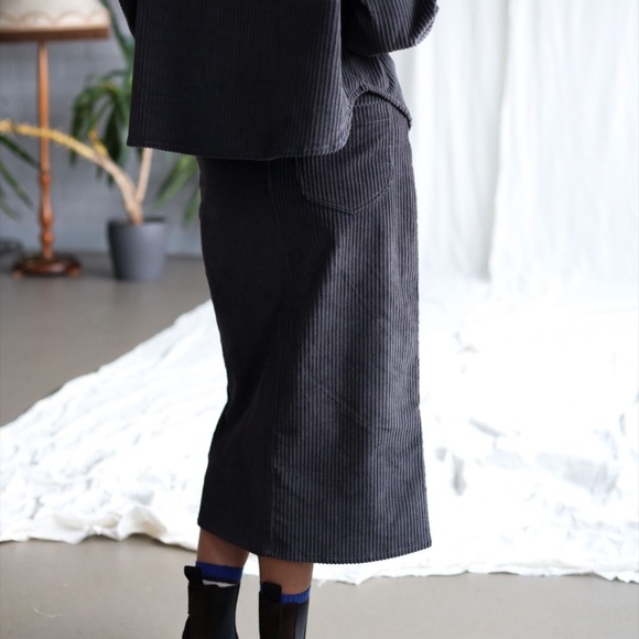 90s Esprit Sport Corduroy Skirt Midi Slit Pencil Dark Velvet - Picture 1 of 9